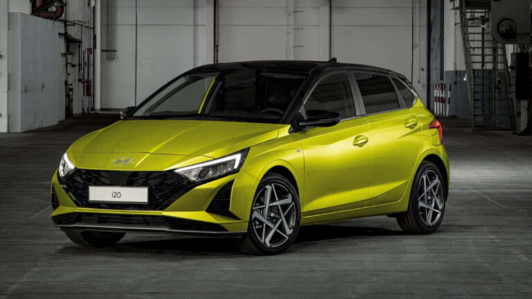 i20