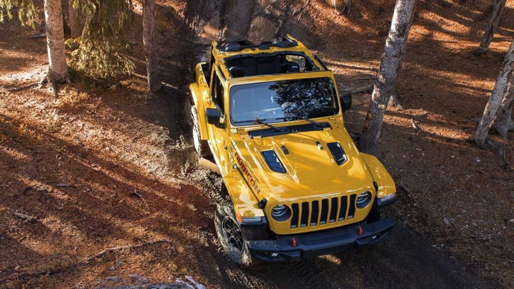 "너무 안팔려요.." 3천만원 대로 눈물의 폭탄 할인 선언한 외제차 2 지프