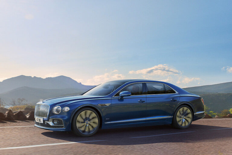 벤틀리 플라잉스퍼 아주르·S 국내 출시