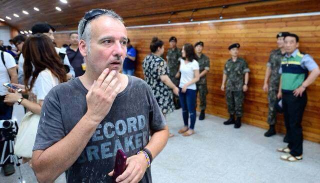 "이런 나라인 줄 정말 몰랐어요".. 외국인 여행객들이 한국 와서 놀라는 이유 5가지 3 외국인 여행객