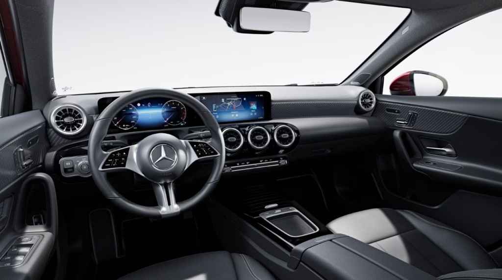 "정말 벤츠를 이 가격에?" 벤츠 A클래스 공개.. '취향 저격이네' 4 벤츠 더 뉴 A클래스 가격