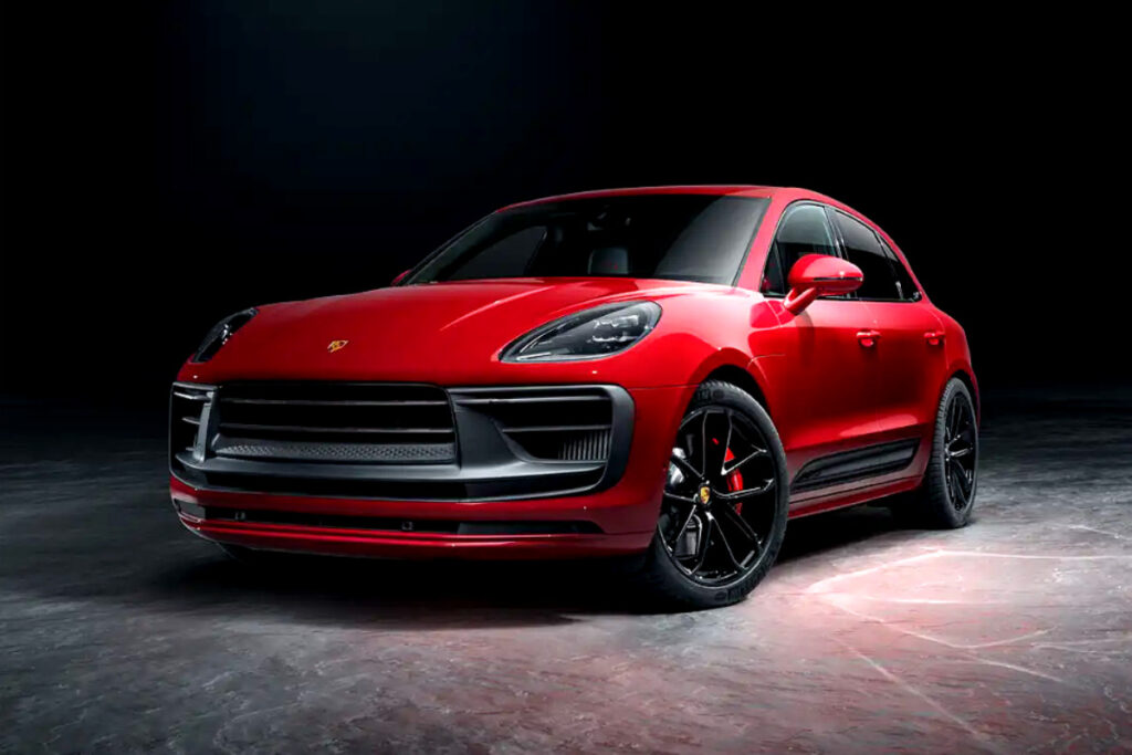 포르쉐 마칸 EV 실내 공개