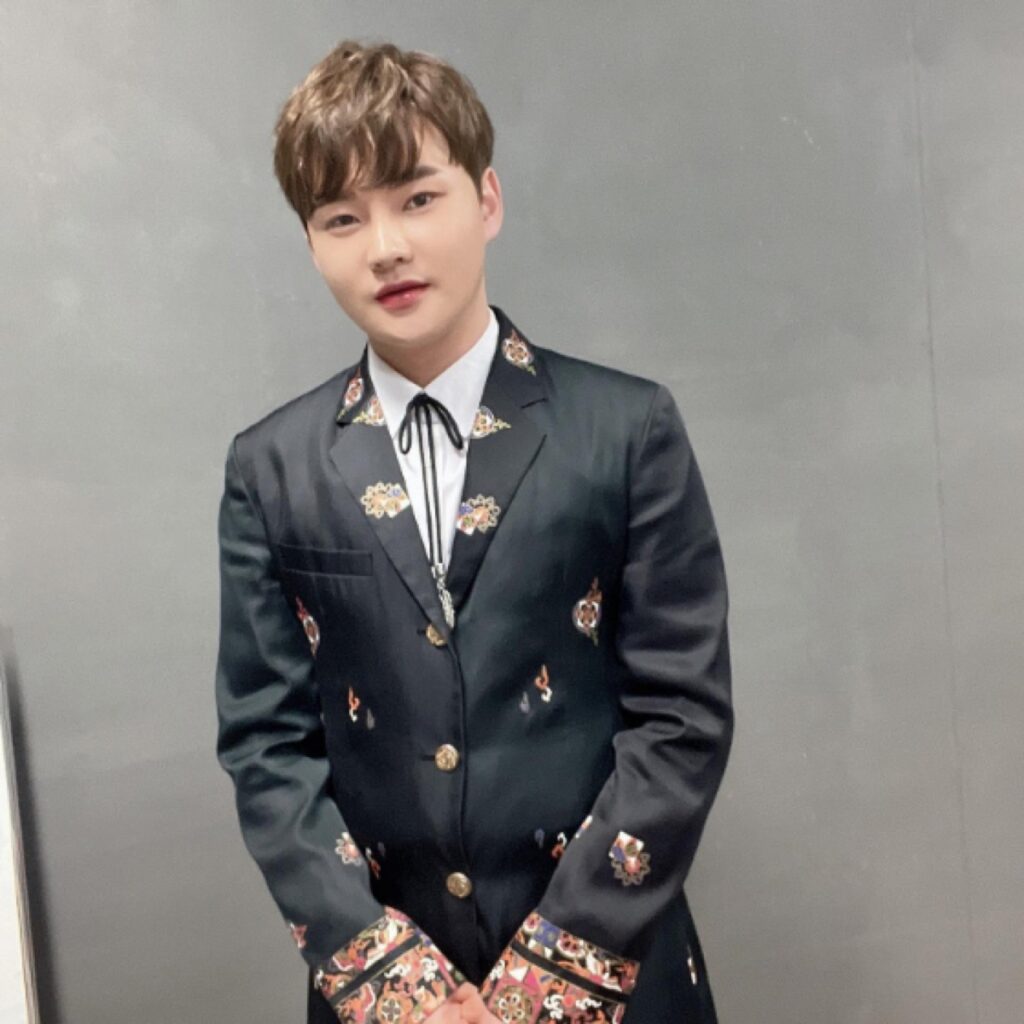 “달리는 호텔인데요?!” 장구의신 박서진, 그가 선물받은 리무진 자동차 클래스 3 박서진