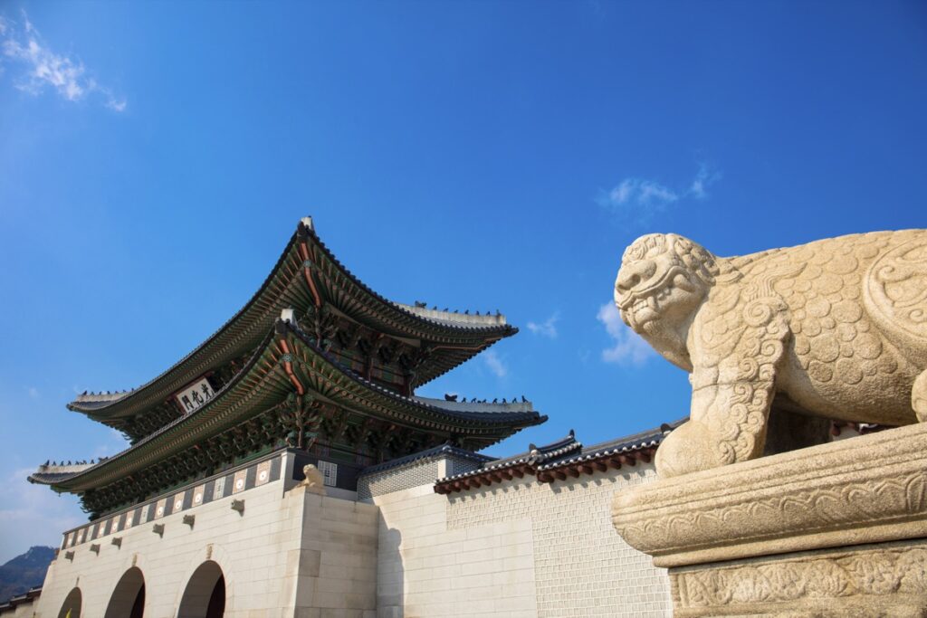 경복궁 낙서범들