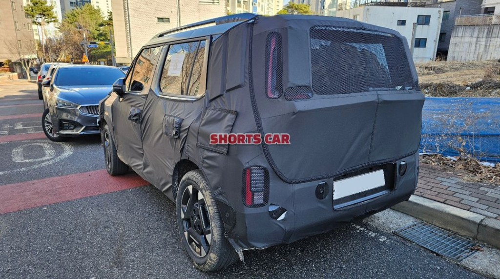 기아 클라비스 스파이샷 포착