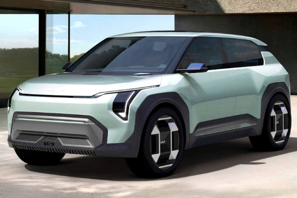 "니로 이제 어떡하죠.." 넘사벽 가성비로 팀킬각 재고 있는 기아 EV3, 결국 이렇게 나오나? 1 기아 EV3 출시