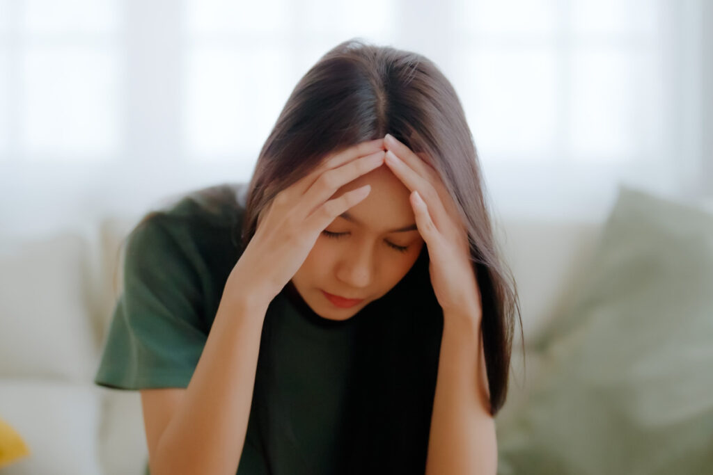 "성인 됐으니 월 30만원 내야지?"...부모님 요구에 삶이 막막하다는 스무살 딸, 앞으로 어떡하죠? 1 스무살 딸