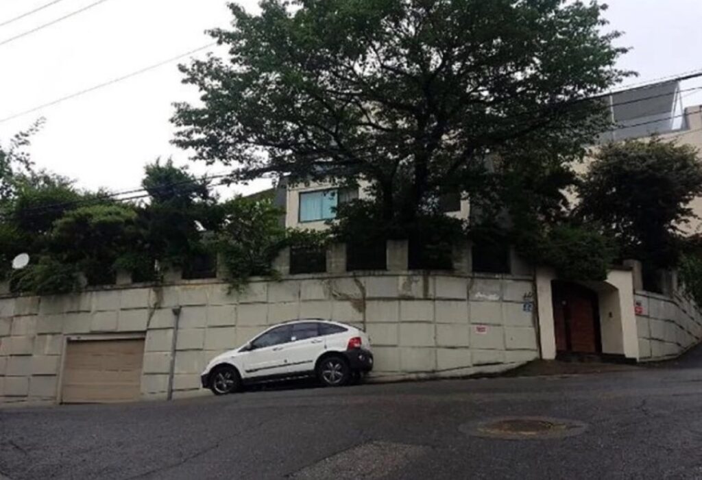 “1회 출연에 2천만원?!”…바람남 옹호 댓글에 사이다 발언한 황정음의 재산 수준 3 황정음