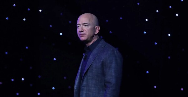 "46세에 18세 몸을 원해" 美억만장자, 중요 부위에 보톡스 주입 후 얻은 놀라운 결과 2 출처 - 온라인커뮤니티