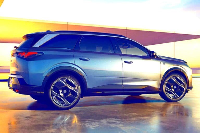 푸조 뉴 E-5008 SUV 출시