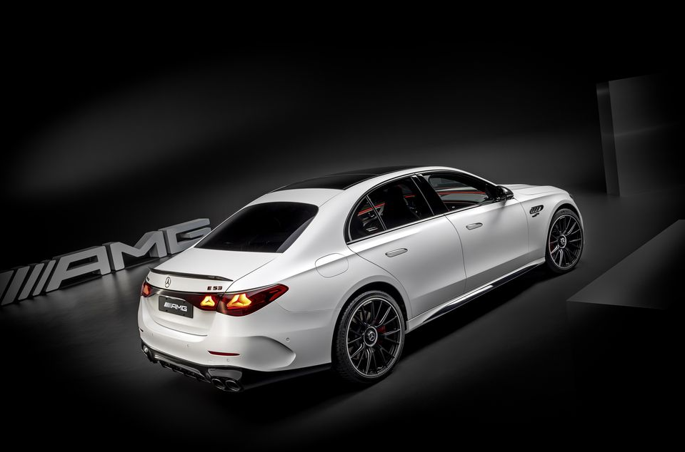AMG E53 하이브리드 가격