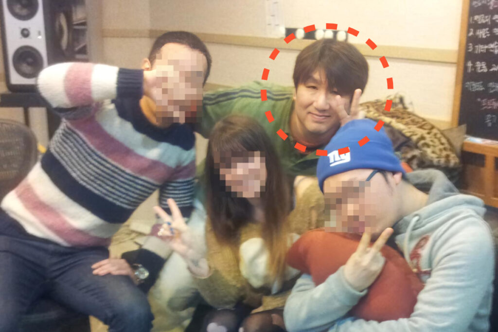 서울대 졸업 후 '음악' 하겠다며 나선 꿈 많은 청년, 16년 뒤 전세계 '발칵' 뒤집었다 1 방시혁