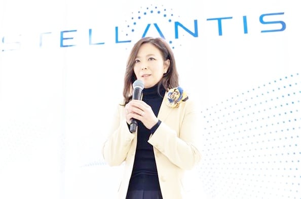 "한국 아빠들 취향 저격?!"..푸조 308, 하이브리드로 이렇게까지? 6 스텔란티스 브랜드 강화 계획