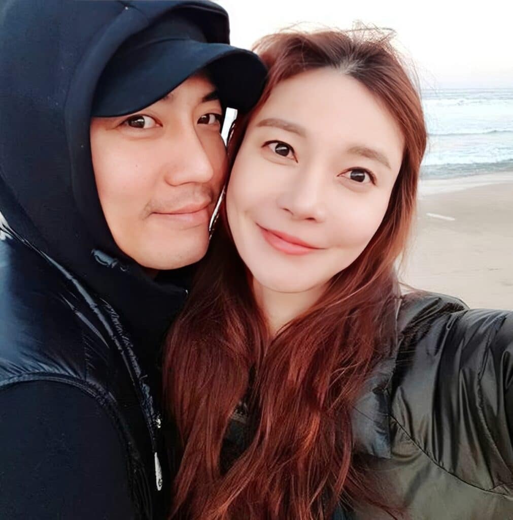 "보자마자 빠져들었어요"...촬영 중에 눈 맞아 결혼♥까지 하게 된 스타들, '이렇게나 많았어?!' 3 연예인 결혼