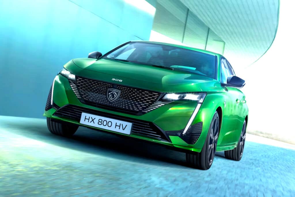 "한국 아빠들 취향 저격?!"..푸조 308, 하이브리드로 이렇게까지? 1 푸조 308 하이브리드 출시