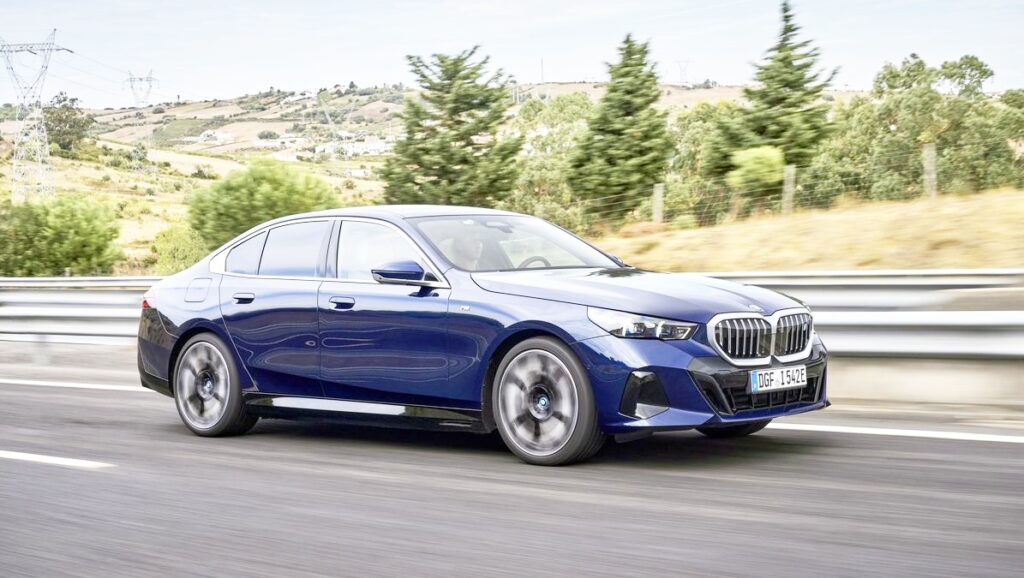 BMW i5 xDrive40 출시