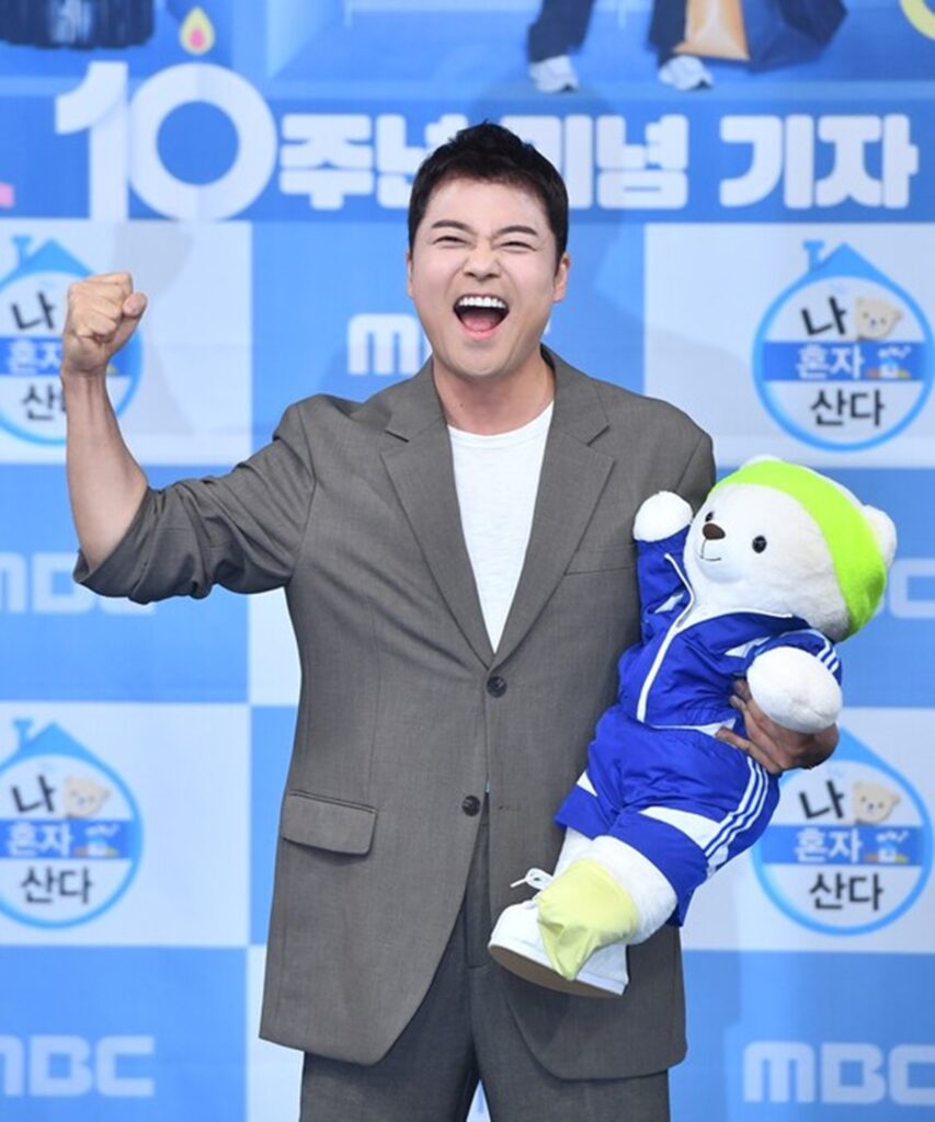 "김구라도 유재석도 아니었네?!"...'유느님' 제치고 방송 최다 출연한 MC, '이 사람'이었어? 3 유재석