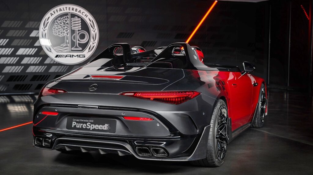 "돈 있어도 못산다"..전세계 딱 250대만 파는 초럭셔리 스포츠카, 아빠들 '난리' 5 메르세데스-AMG 퓨어스피드 콘셉트카 공개
