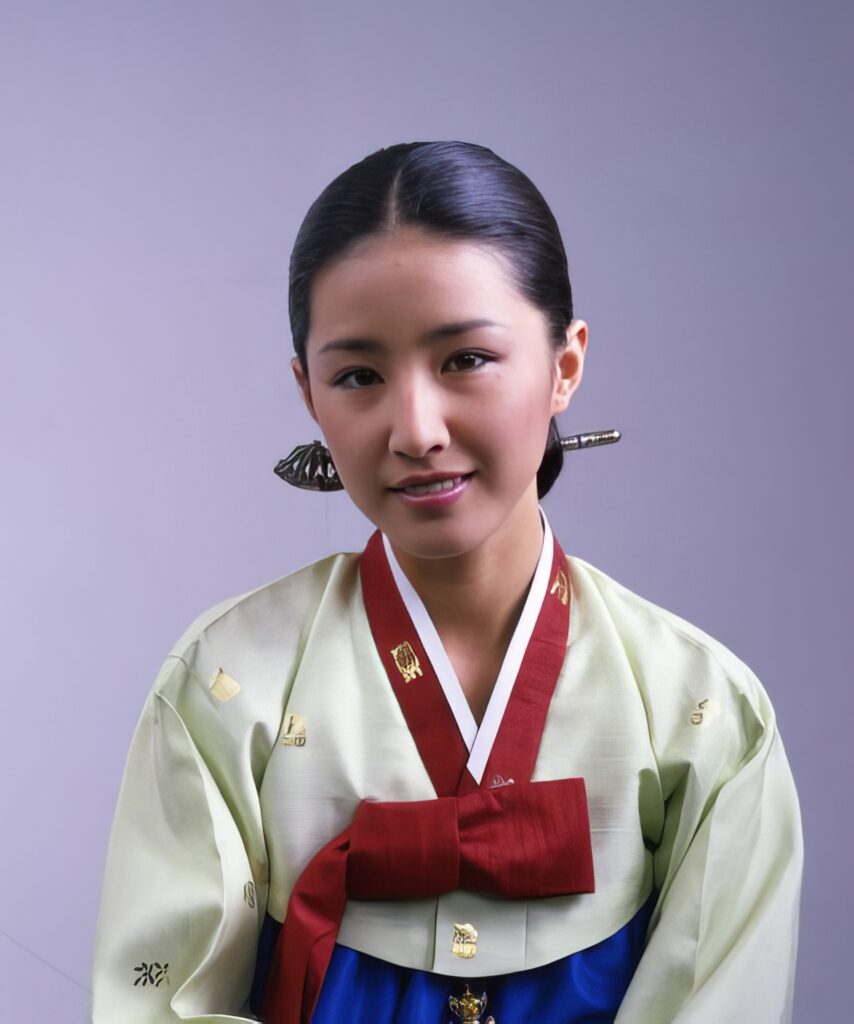 "이게 진정 모태 미인이지"..그때 그시절 성형 없이 모두의 마음을 사로 잡았던 여배우 4 이기선