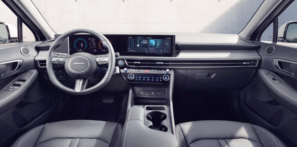 "대기만 1년?!"..현대가 들여온 中 쏘나타 택시, 택시 업계 '발칵' 뒤집혔다 3 현대차 쏘나타 택시 출고 대기 기간