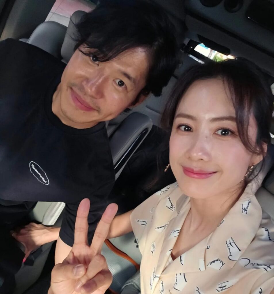 "유부녀여도 괜찮다고?!" 송중기가 과감하게 고백한 그녀, 알고 보니...'허걱' 6 홍은희