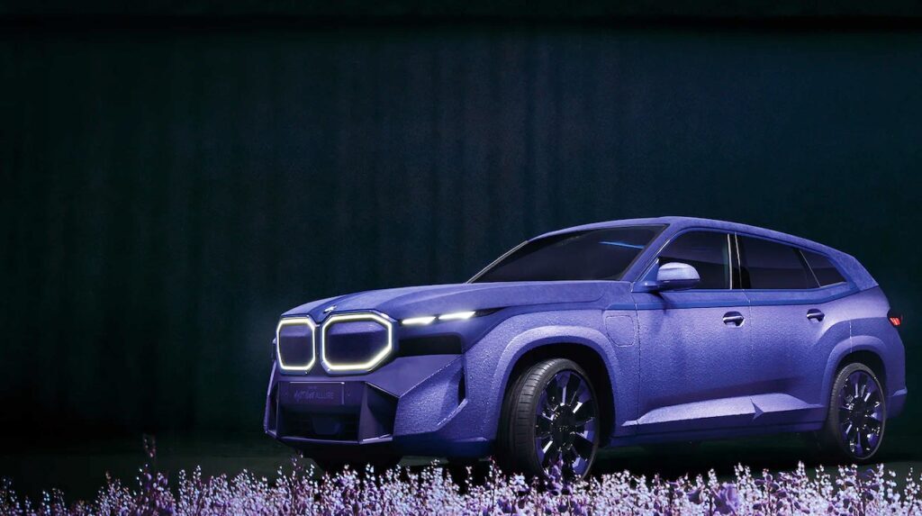 BMW XM 미스틱 얼루어 나오미 캠벨