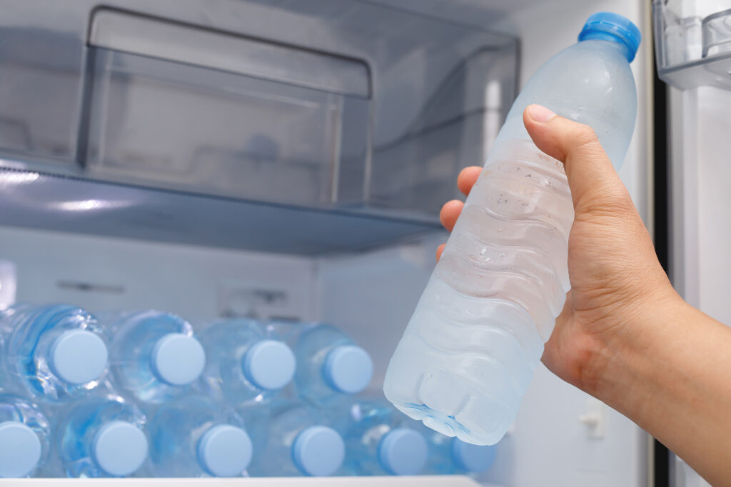"하루 2L 물 섭취, 이럴 줄은 몰랐다"…건강에 좋다고 해서 마셨는데, '아뿔싸' 2 물 섭취