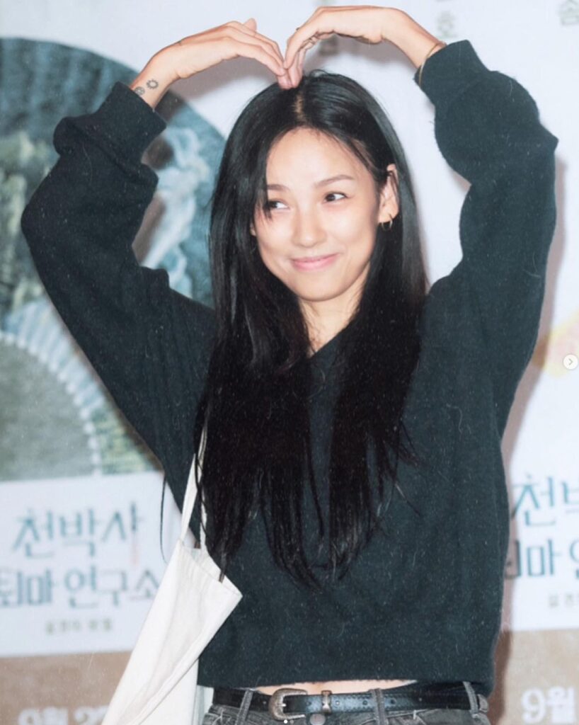 "효리에게도 이런 아픔이 있었다니"...항상 밝은 모습만 보여줬던 그녀, 하지만 어릴적 삶은.. 5 이효리