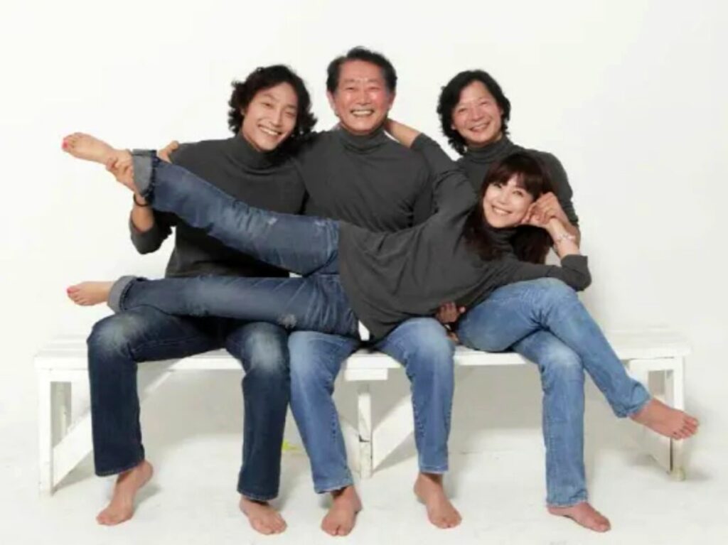 "어떻게 이런일이.." 23년 전 작성된 전무송 유언장, 오늘날 가족들 '깜짝' 놀란 이유는? 3 전무송