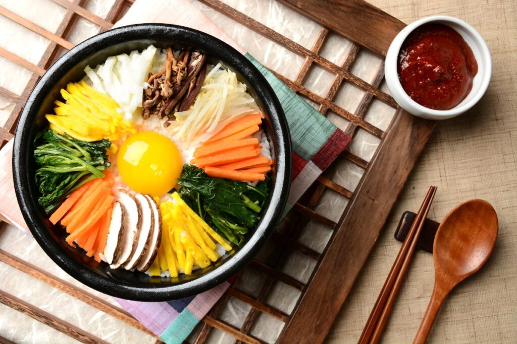 "미국가서 식당차려야 하나?!"..베컴도 홀딱 반한 '한국의 맛', 뉴욕서 초대박 소식 전해졌다 4 한식