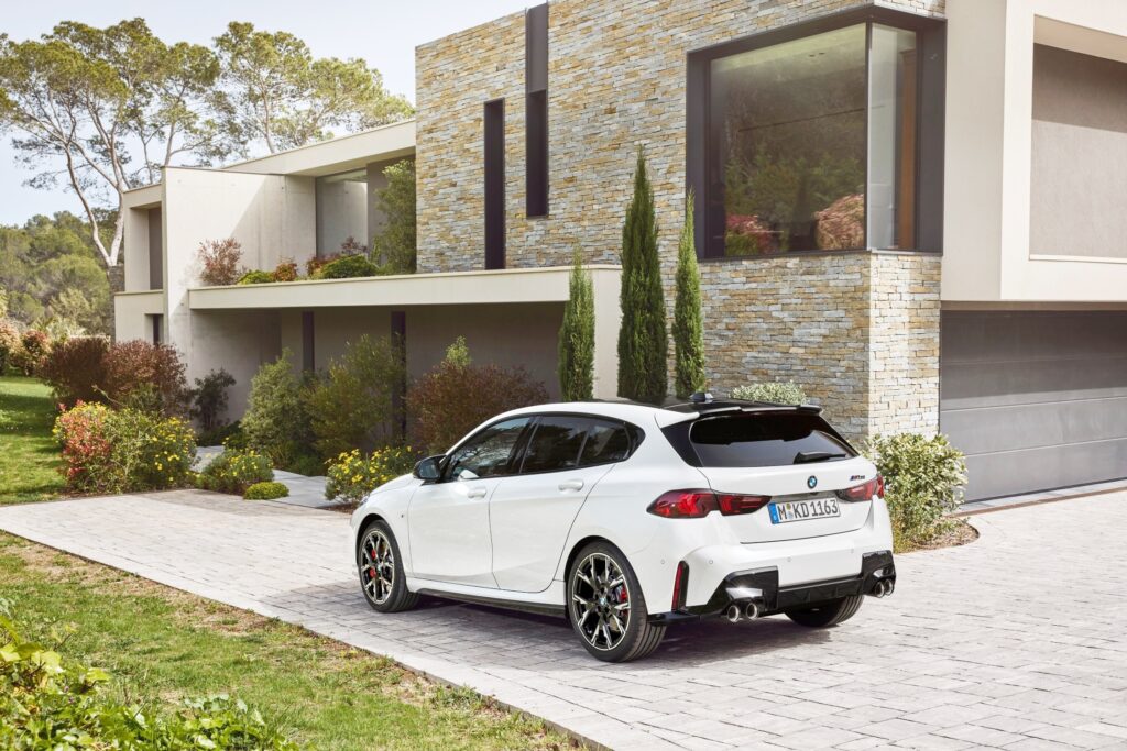 BMW 1시리즈 디자인