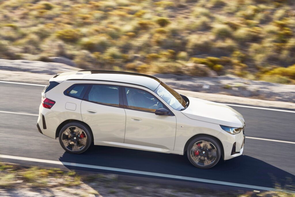 "확 바뀐 모습에 깜짝 놀랐다"..마침내 선보인 BMW 역작, 키드니 그릴 실화?! 4 2025 BMW X3 가격