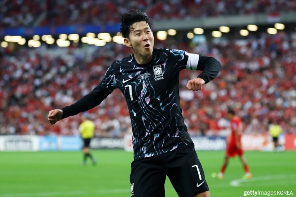 "이게 대한민국 클라스?!"..'0-7 대패' 싱가포르 팬들, 손흥민 인터뷰 듣고 '깜짝' 4 손흥민