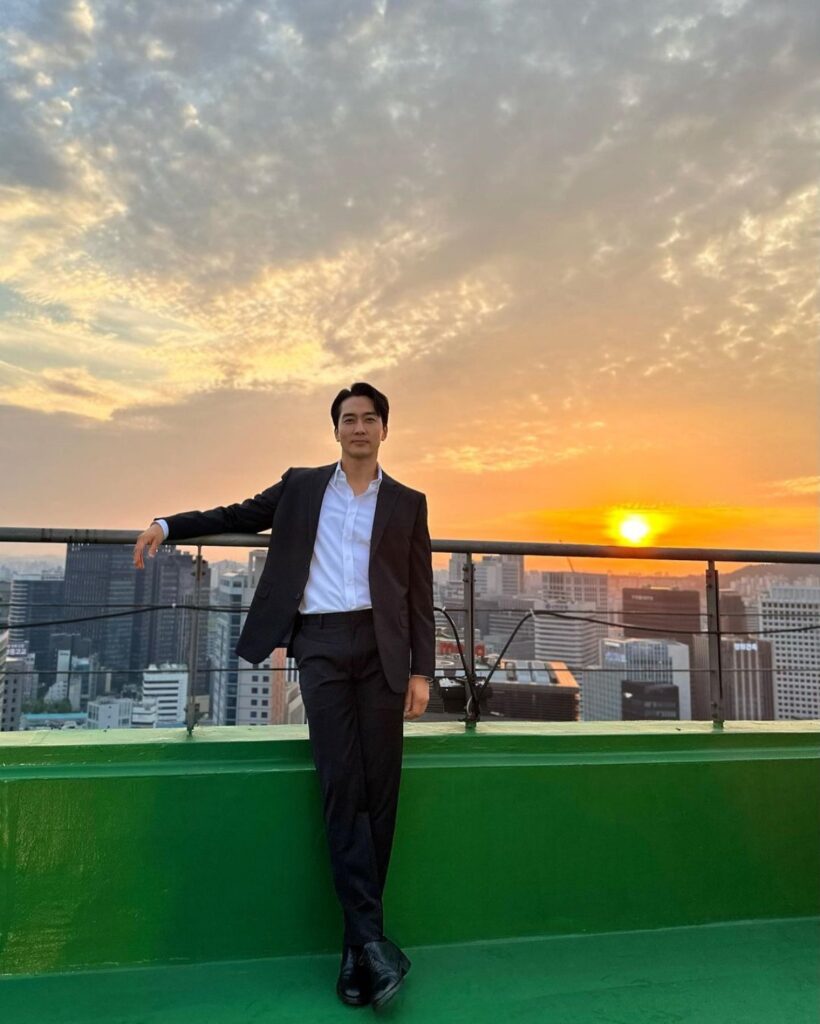 오래된 건물 샀다가 돈방석 앉은 한류스타★ 송승헌 벌어들인 돈만 무려... 4 송승헌