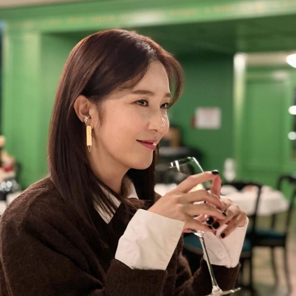 장가현
