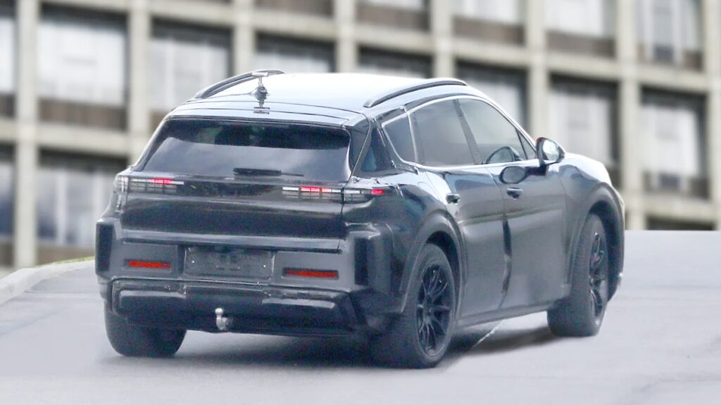"펠리세이드, EV9 압도하겠네!" 대형 SUV 잘 팔리자 포르쉐, 결국 결단 내렸다 3 포르쉐 K1 2027년 출시