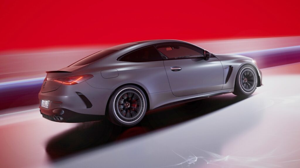 AMG V8 엔진 재탑재 가능성 일축