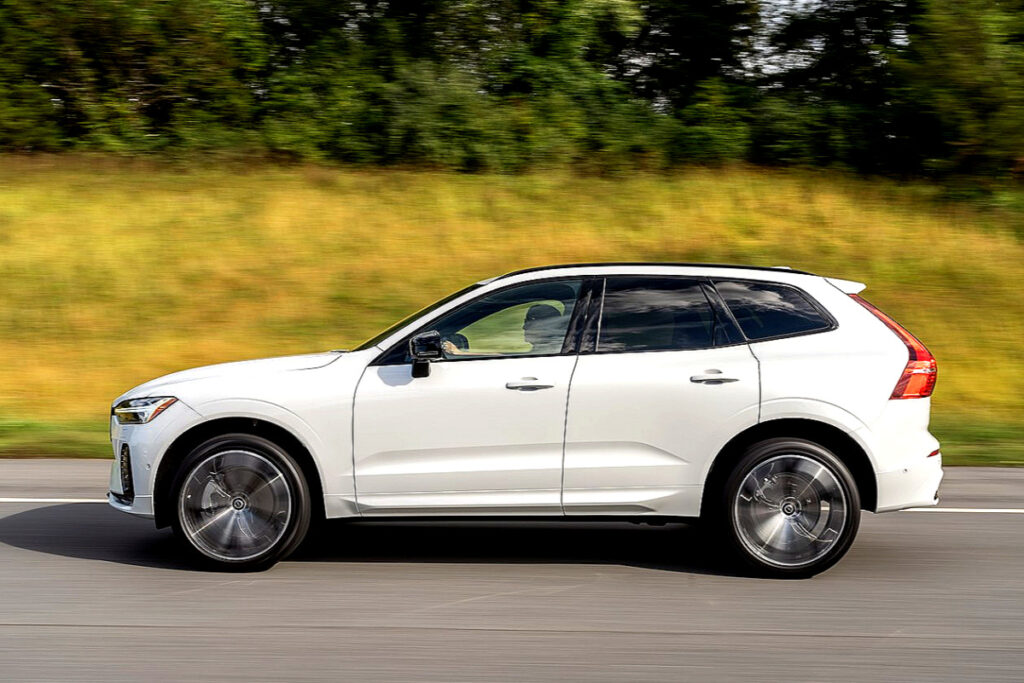 볼보 XC60 연식변경 모델 출시, 저공해 2종 인증 획득 1 볼보 XC60 신형 출시