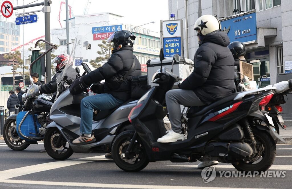 '이륜차 사고 잡는다', 후면 단속 카메라 설치 확대 3 오토바이 단속 카메라 번호판