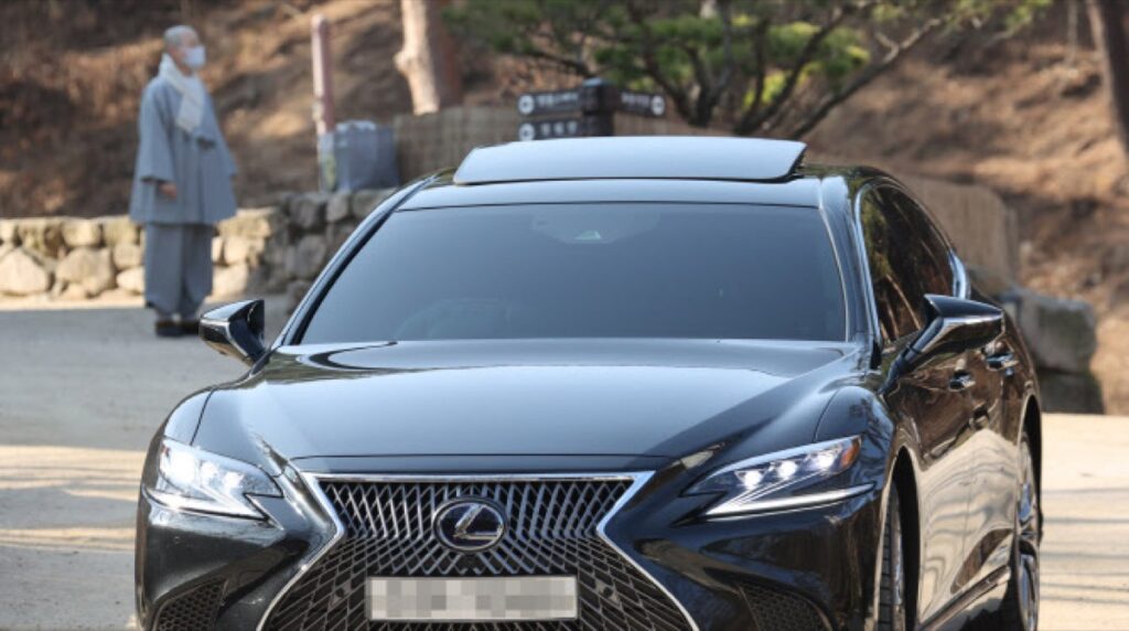 "이렇게 검소할 수가?!’ 호텔신라 이부진 사장, 자동차 정체에 '깜짝' 4 이부진 자동차