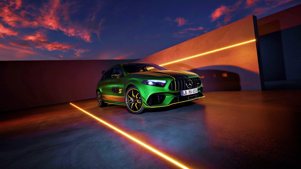 "이게 정말이라면"..올해만 살 수 있다는 벤츠, 대체 무슨 車길래? 5 메르세데스 AMG A45 S 해치백 한정판 가격