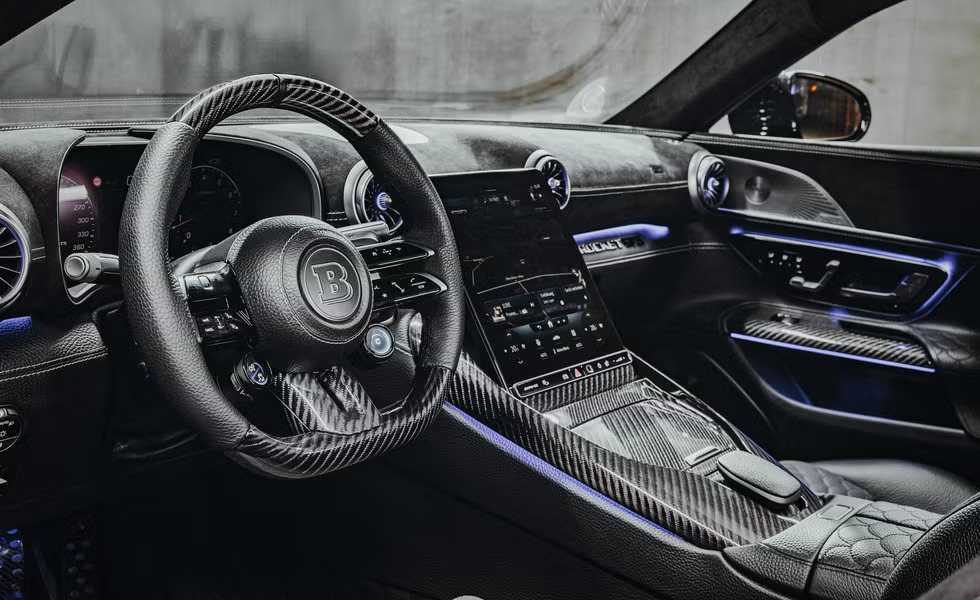 "다 같은 벤츠가 아니다"… 해외서 극찬 세례 받은 이 車, 가격 보니 '이게 맞아?' 3 브라부스 로켓 AMG 출시