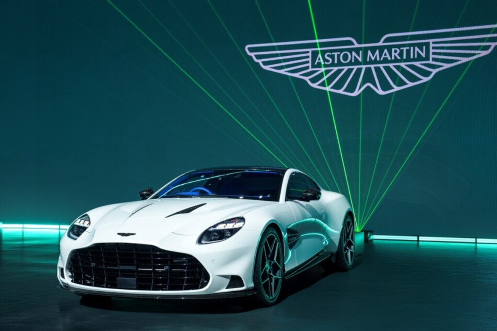애스턴마틴 (2)