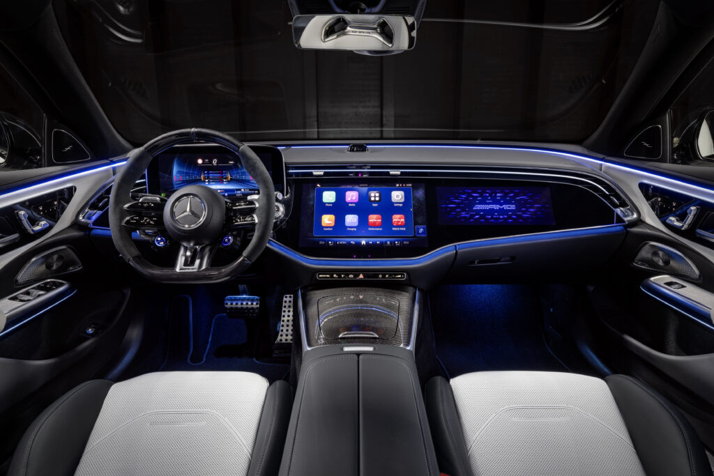 벤츠 AMG E53 하이브리드 2025