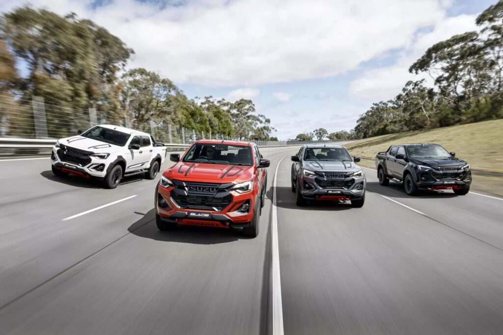 타스만 기다리던 사람들 "계산기 두드린다"...이 車 소식에 '시선 집중' 4 이스즈 D-Max 페이스리프트 오프로드