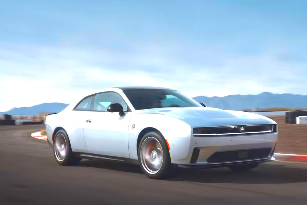 Dodge Charger SixPack Coming Soon (2)