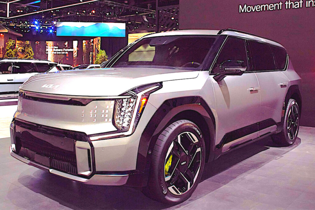 오매불망 기다렸는데 "드디어 나왔다"… 508마력 괴물급 성능의 SUV 2 Kia 2024 LA Auto Show EV9 GT Unveiled (2)