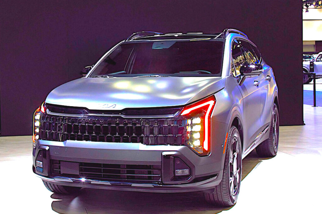 오매불망 기다렸는데 "드디어 나왔다"… 508마력 괴물급 성능의 SUV 5 Kia 2024 LA Auto Show EV9 GT Unveiled (5)
