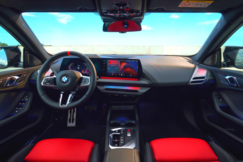 BMW의 반격? "완전히 달라졌다"…감탄 나오는 클라스에 벤츠 '초긴장' 3 BMW 2Series Gran Coupe Unveiled (3)