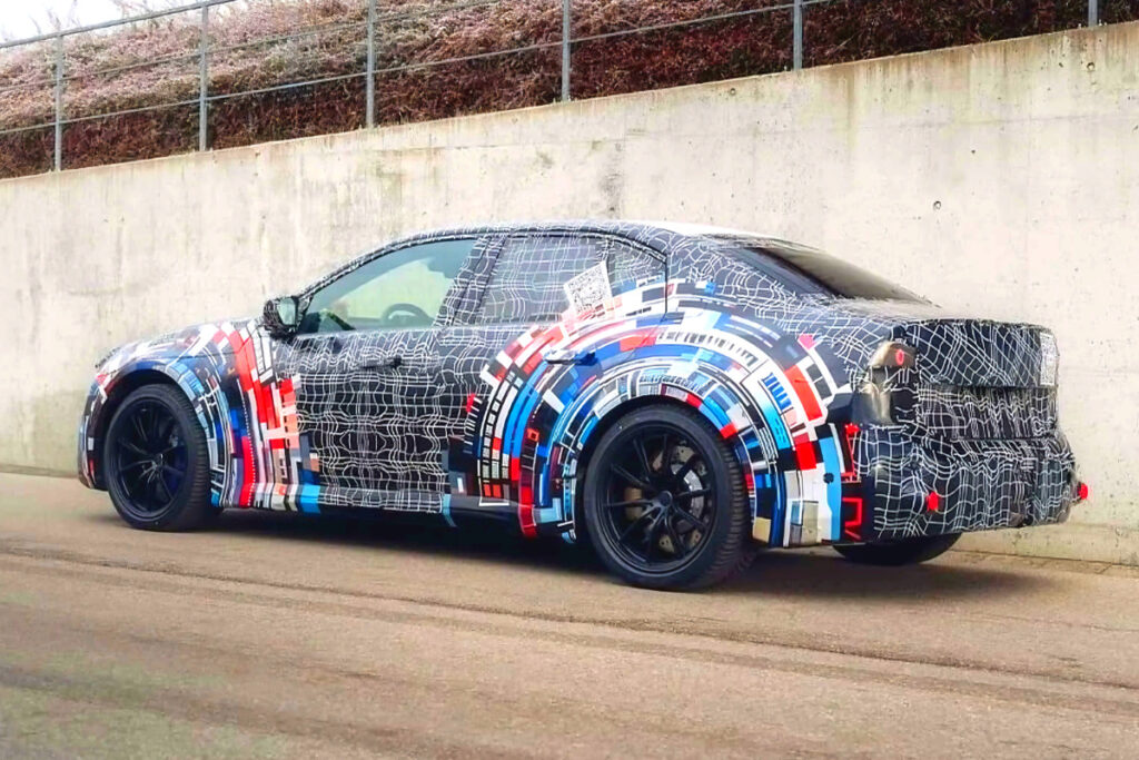 BMW가 만들자 한국인들 "관심 폭발"…1300마력 괴물급 성능, 뭐길래? 6 BMW M3 EV prototype unveiled (6)